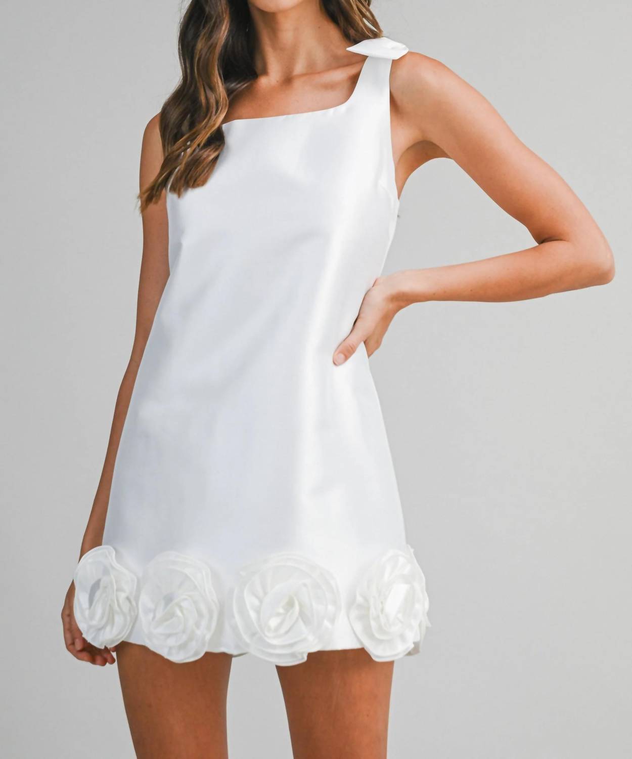 Mable - Women's Flower Hem Detail Mini Dress