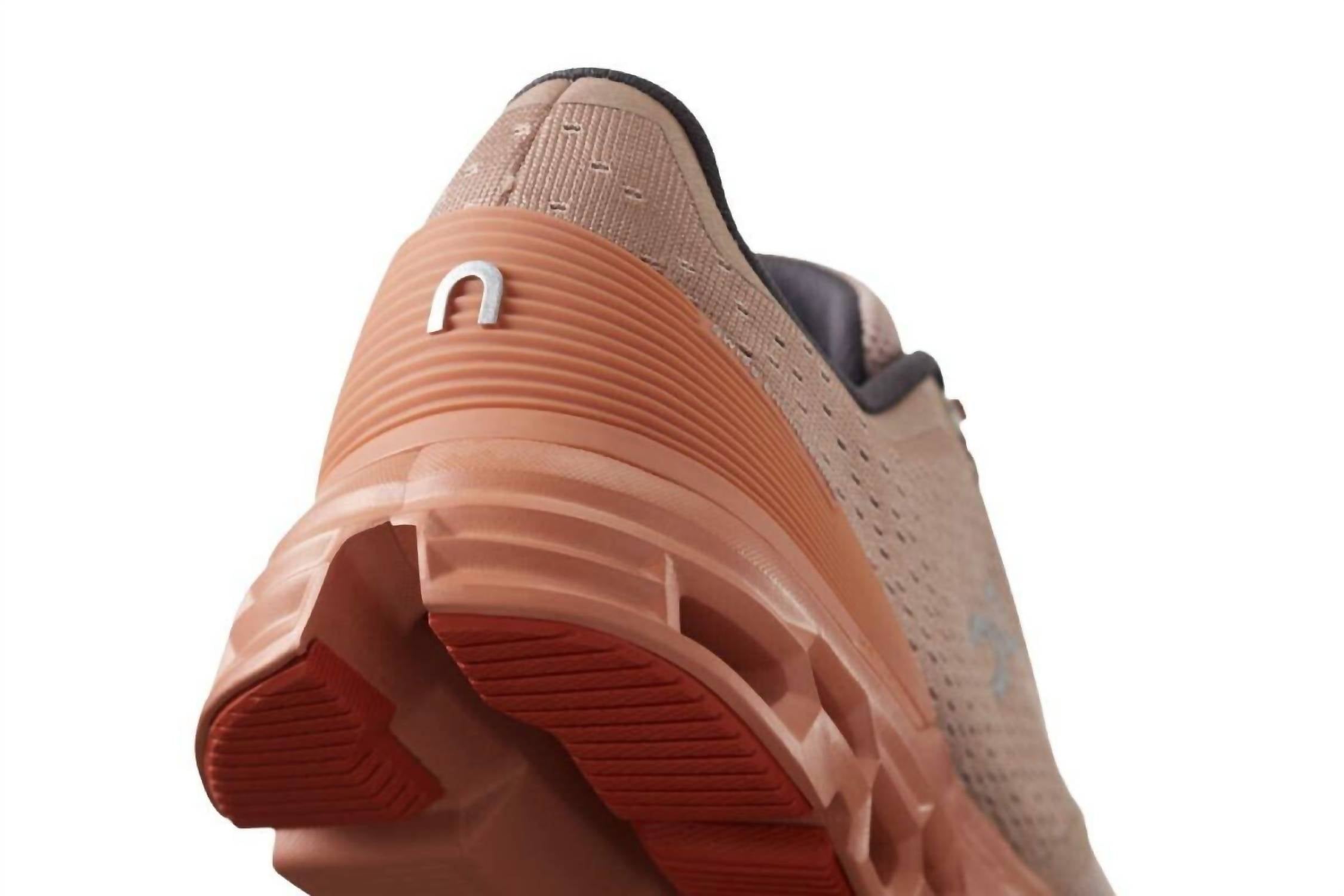 On - Women's Cloudstratus Running Shoe
