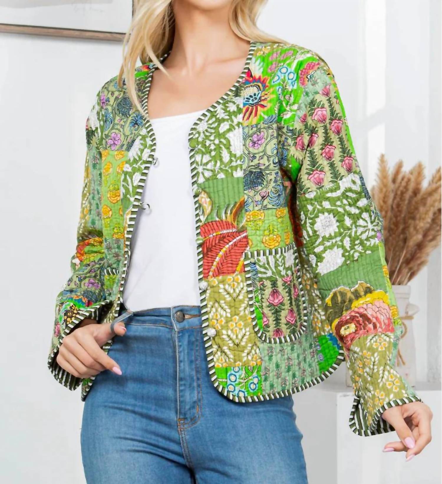 La Soul - Reversible Floral Print Quilted Patch Jacket