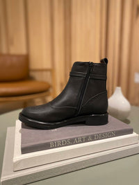 All Black - Women's Sir 24 Boots