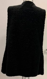 Lysse Women's Zip Up Vest in black - women's jacket - detail view