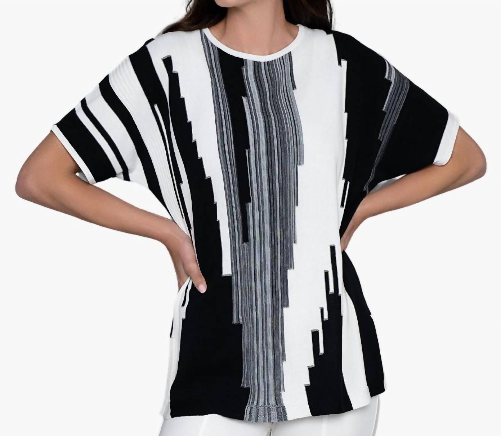Stella Carakasi - Instant Chic Sweater