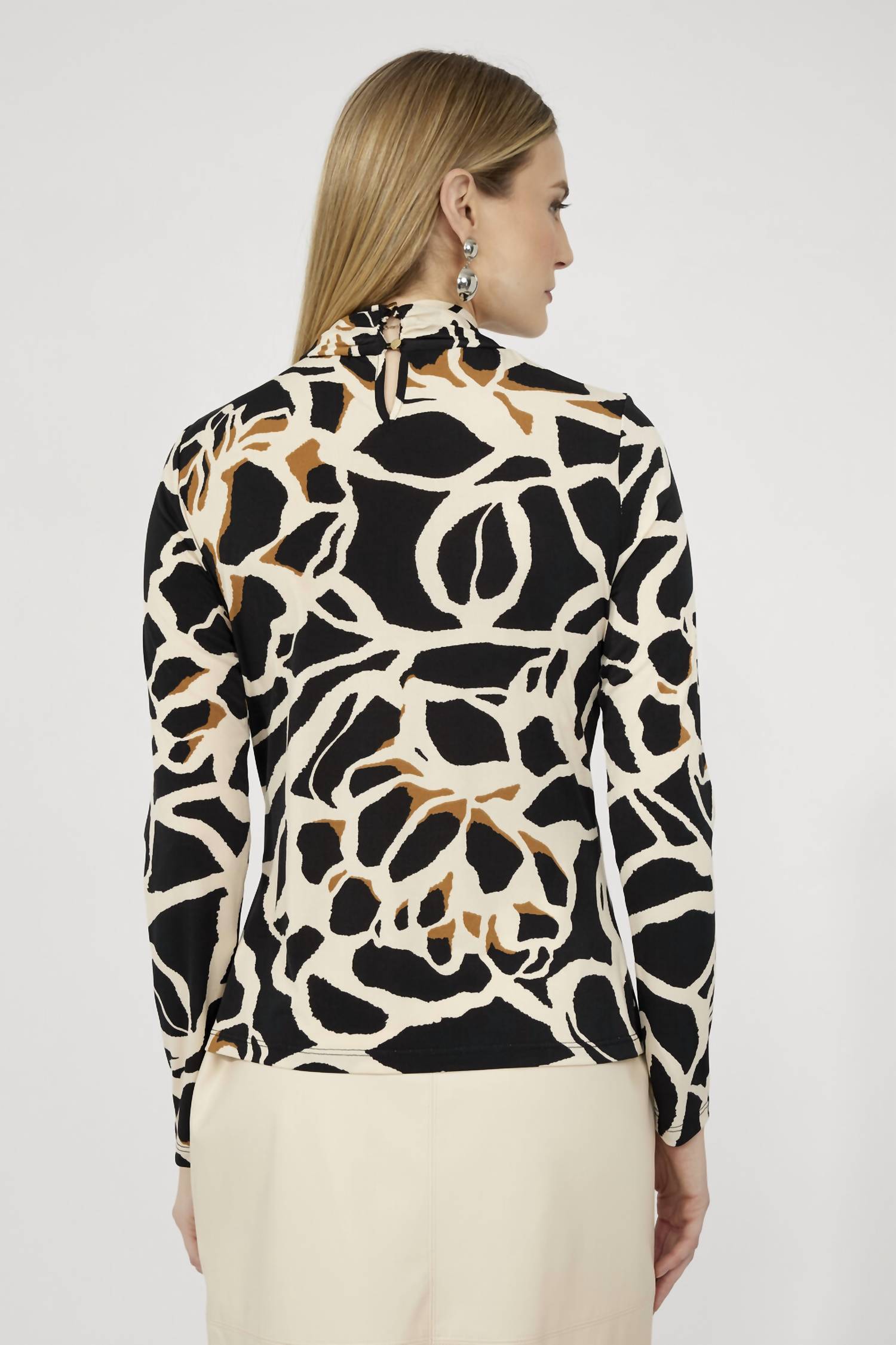 Frank Lyman - Women's Long Sleeve Crewneck Blouse
