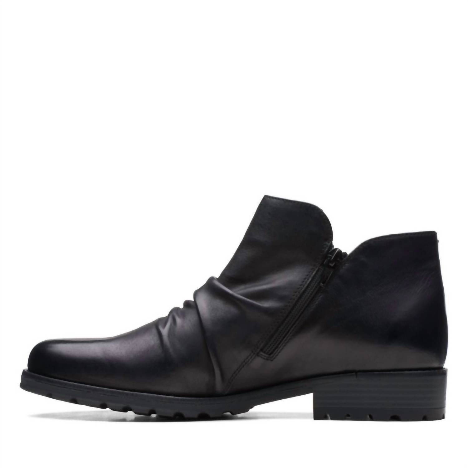 Clarks - Women's Clarkwell Zip Ankle Boots