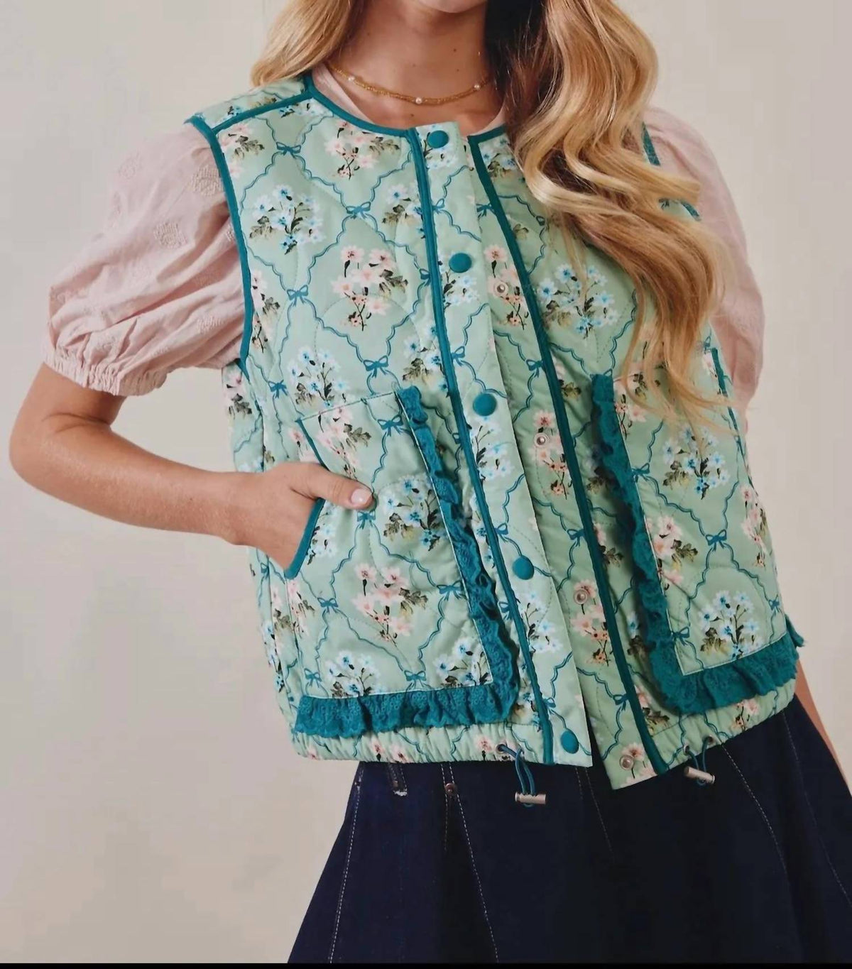 Listicle - Floral Fields Quilted Vest