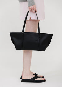 St. Agni - Women's Slim Bateau Tote Bag