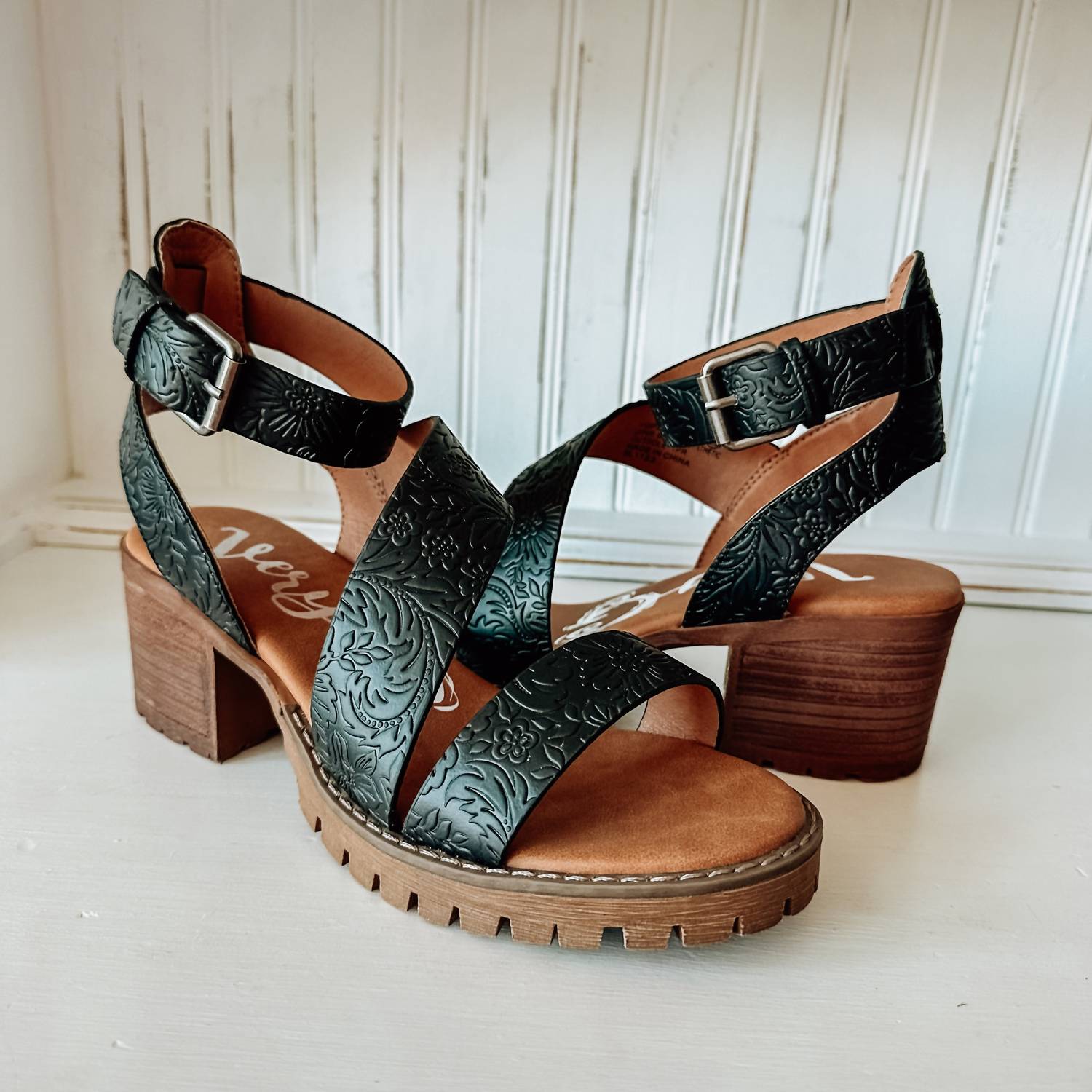 Very G - Women's Stephanie Tooled Block Heel