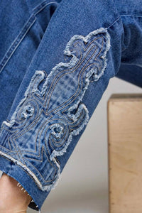 Hidden - Applique Low Rise Flare Jeans
