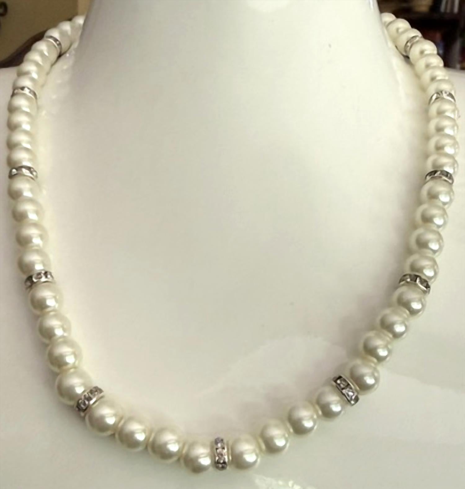 All That Glitterz - Women's Crystal String Necklace
