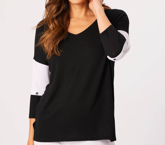 French Kyss - V-neck Long Sleeve Top