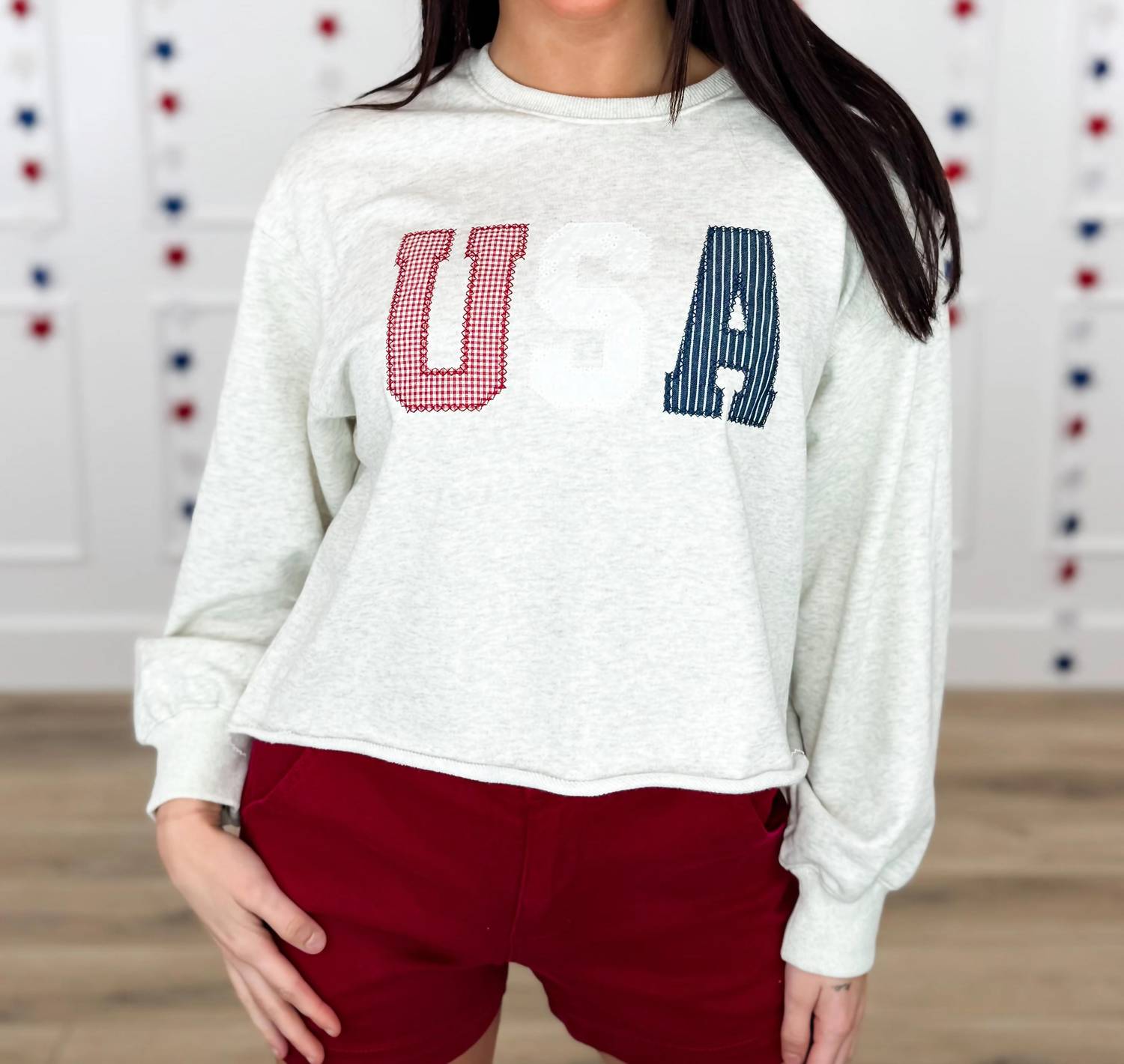 Gilli - Uniquely Usa Long Sleeve Cropped Sweatshirt