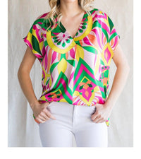 Jodifl - Mix Print Top With A V-neckline & Short Curved Sleeves