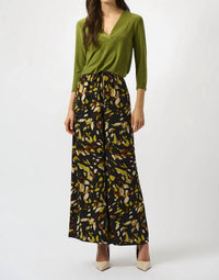 Joseph Ribkoff - V-neck 3/4 Sleeve Flared Top