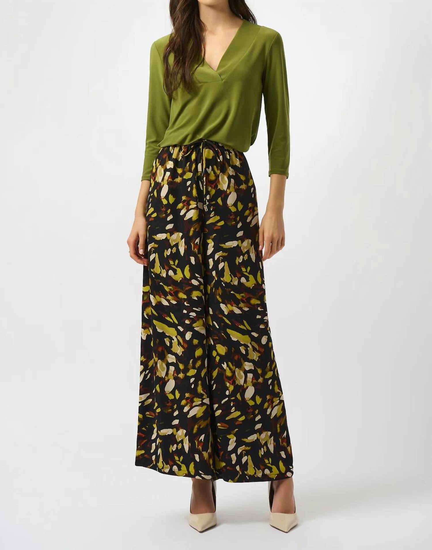 Joseph Ribkoff - V-neck 3/4 Sleeve Flared Top
