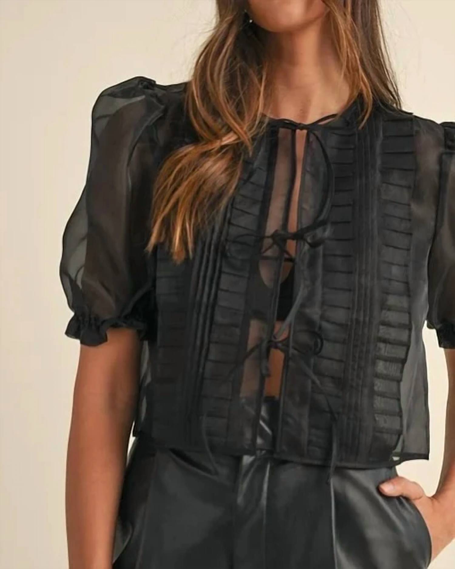 Mable - Clara Tie Front Top