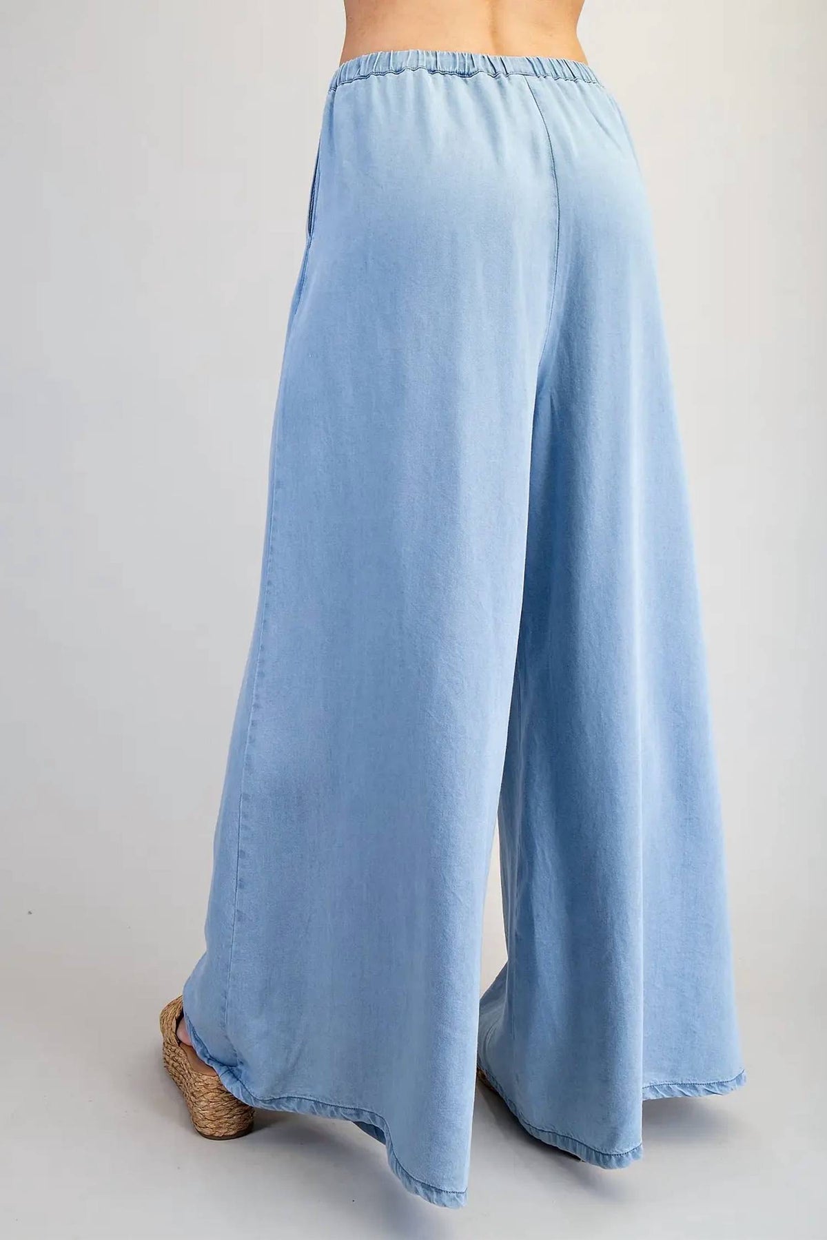 Ee:Some - Chambray Wide Leg Pants