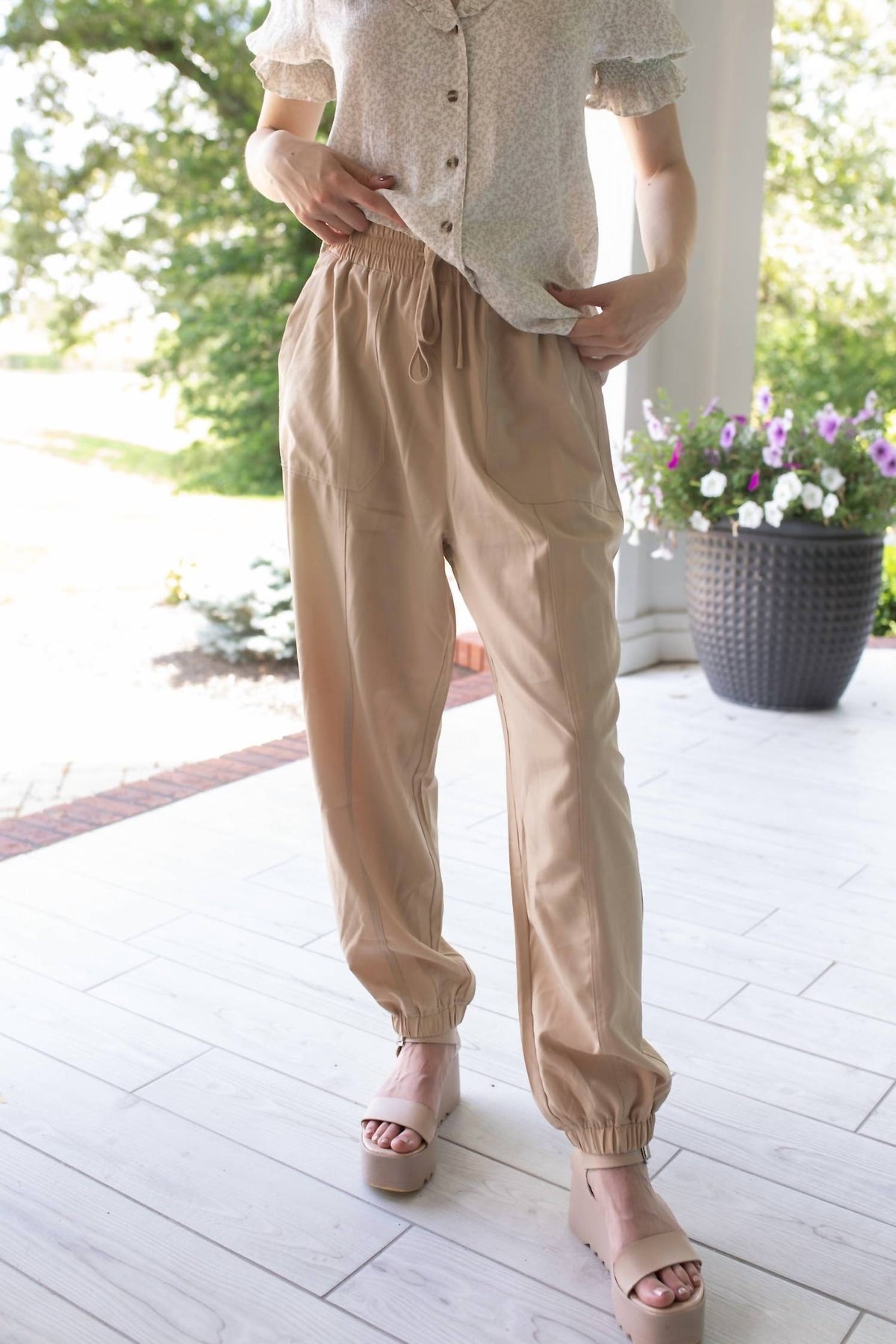 Ee:Some - Comfy Drawstring Jogger Pants