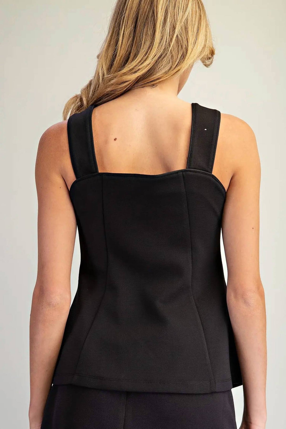 Ee:Some - Square Neck Vest Top