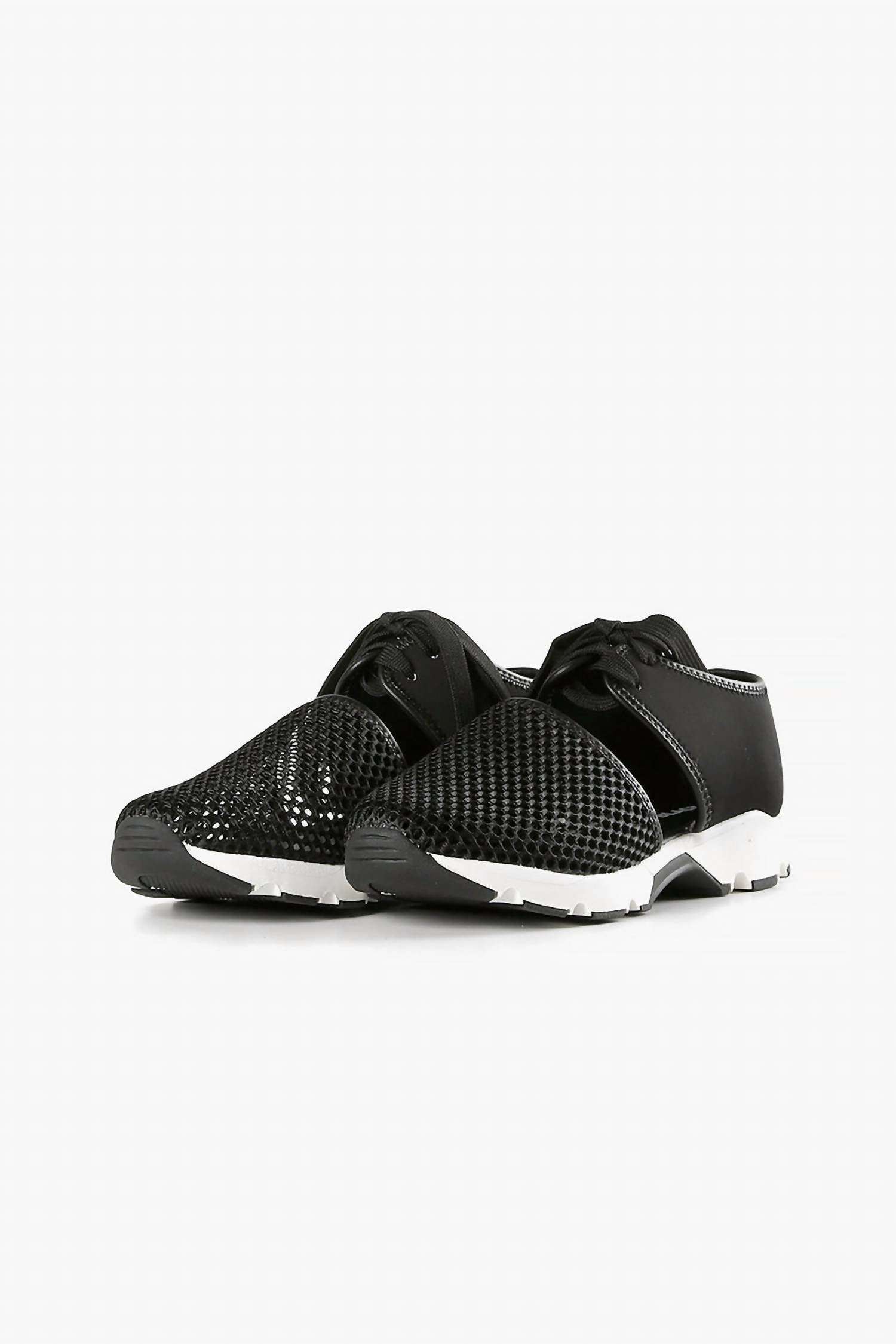 All Black - Women's Amazing Mesh Fashion Sneaker