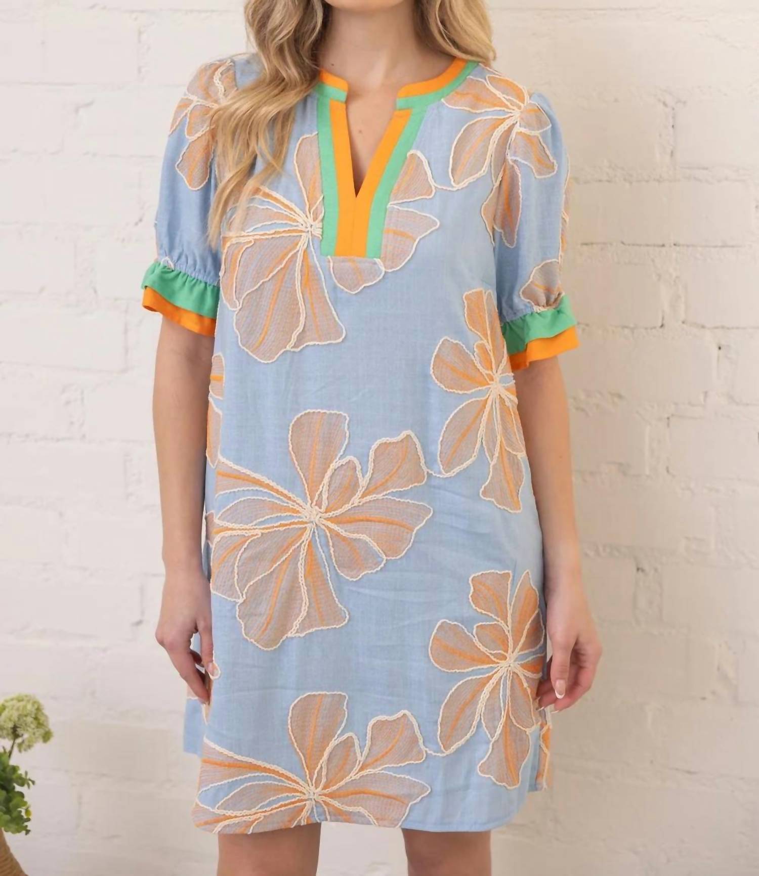Voy - Women's The Astro's Stole My Heart Dress