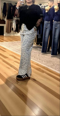 Bibi - Washed Leopard Jeans