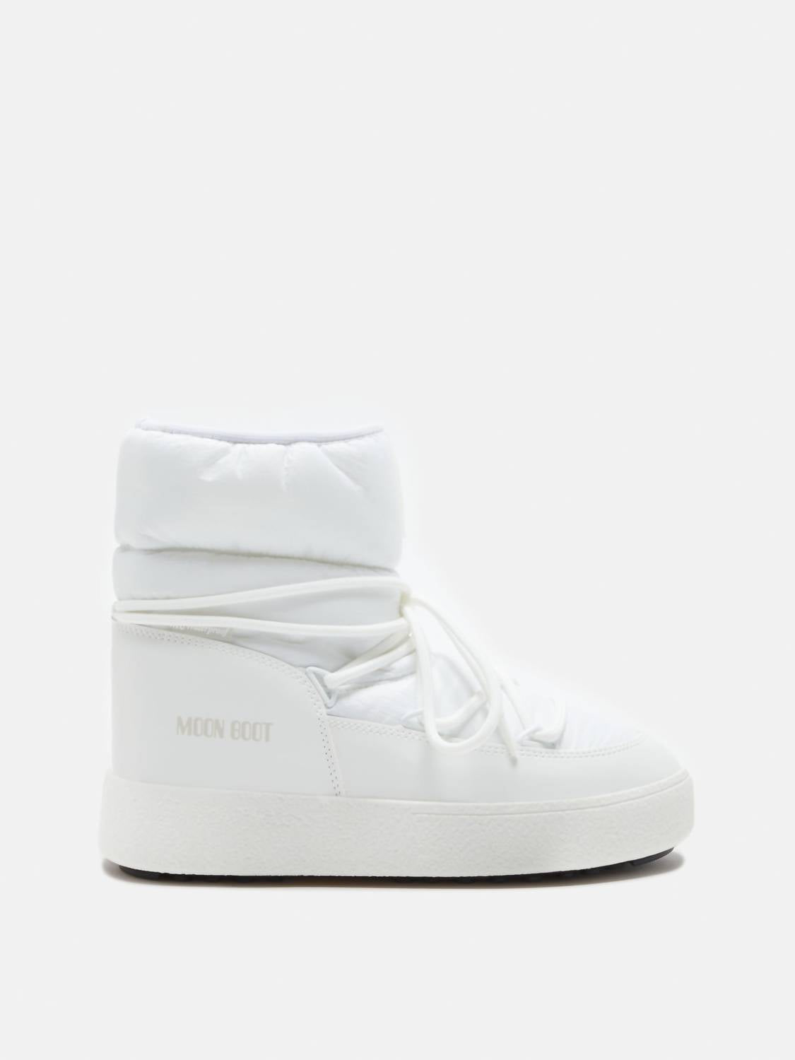 Moon Boot Unisex Light Low Nylon Snow Boots in white - women's shoe