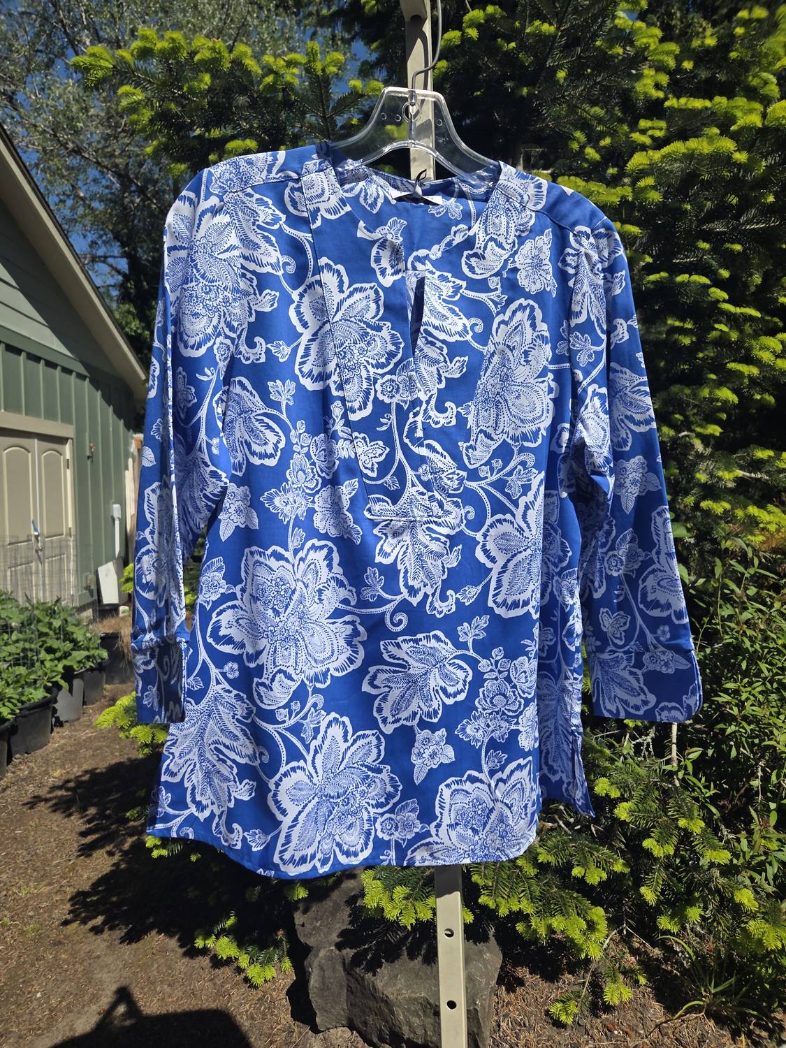 Foxcroft - Vena Floral Split Neck Cotton Shirt