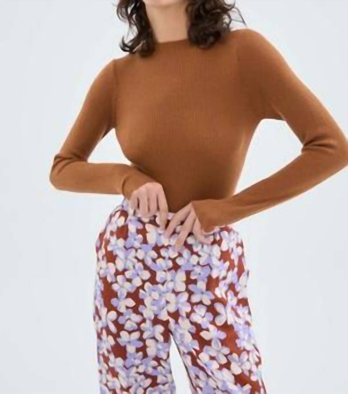 Compania Fantastica - Dusty High Neck Long Sleeve Ribbed Blouse