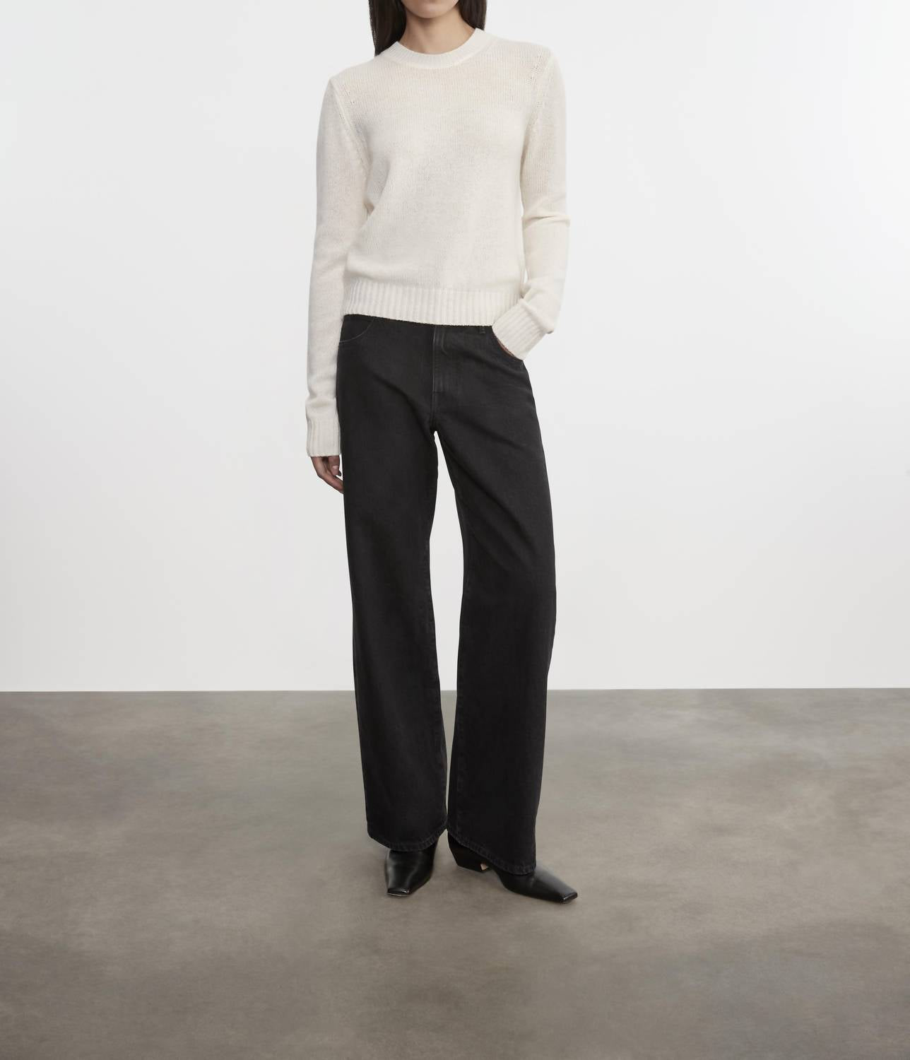 Enza Costa - CASHMERE EASY LONG SLEEVE CREW TOP