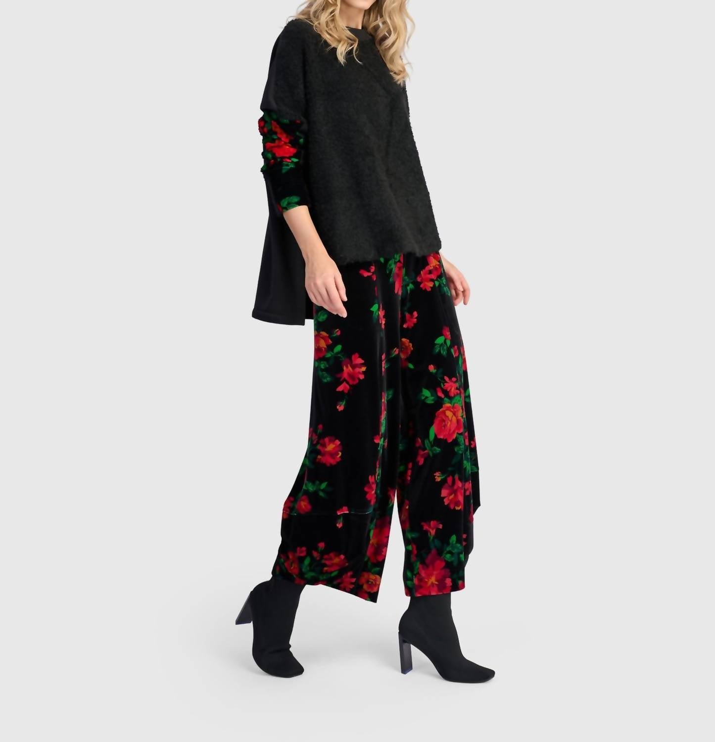 ALEMBIKA Spotlight Boucle Top in roses - women's top - view 7