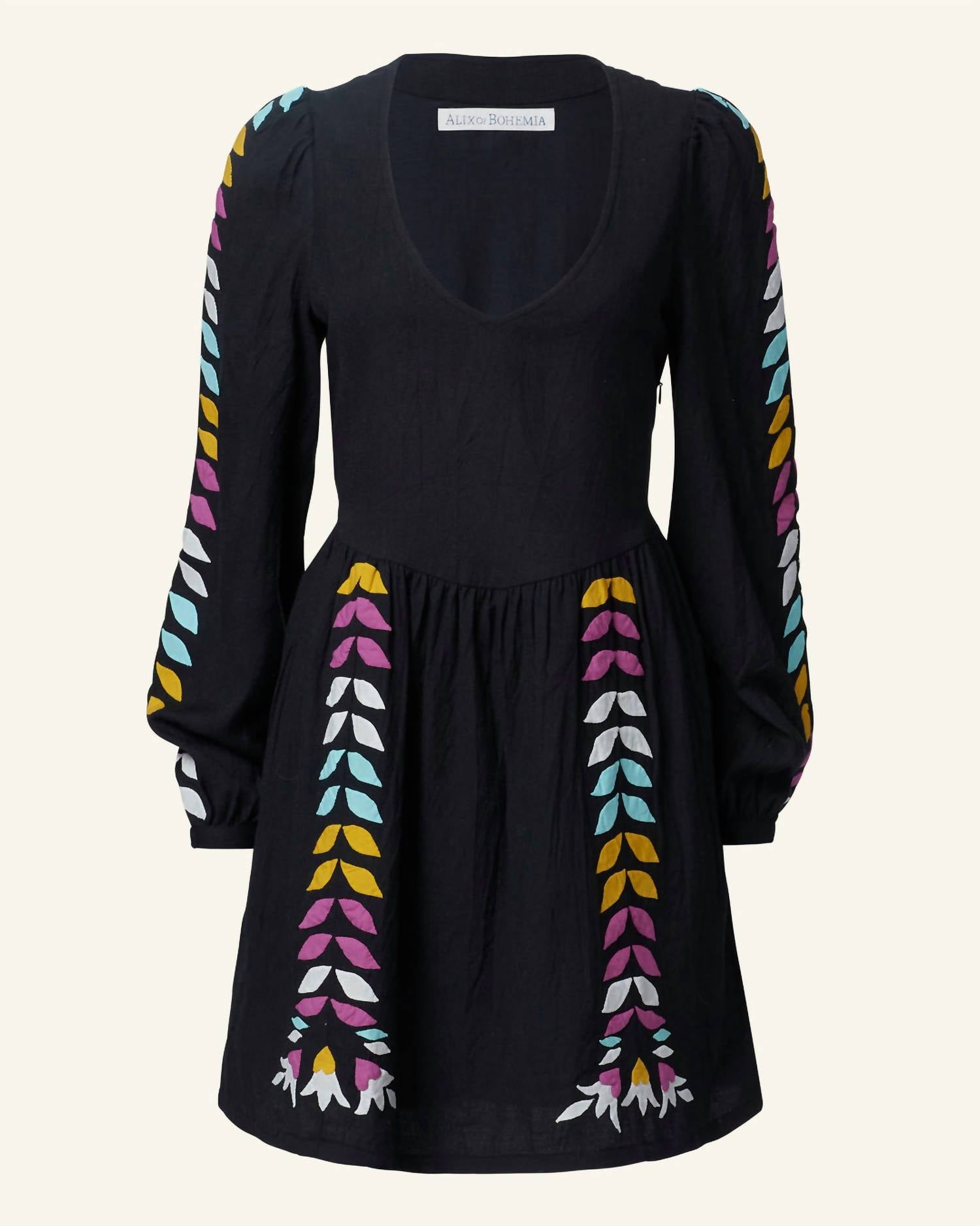 ALIX OF BOHEMIA Behati Prism Dress in noir - women's dress - detail view