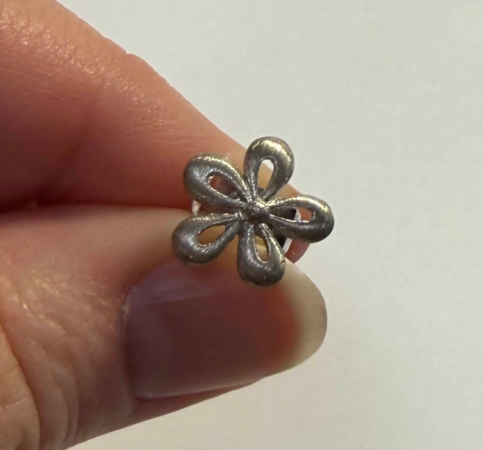 Story Jewellery - Women's Five Leaf Charm