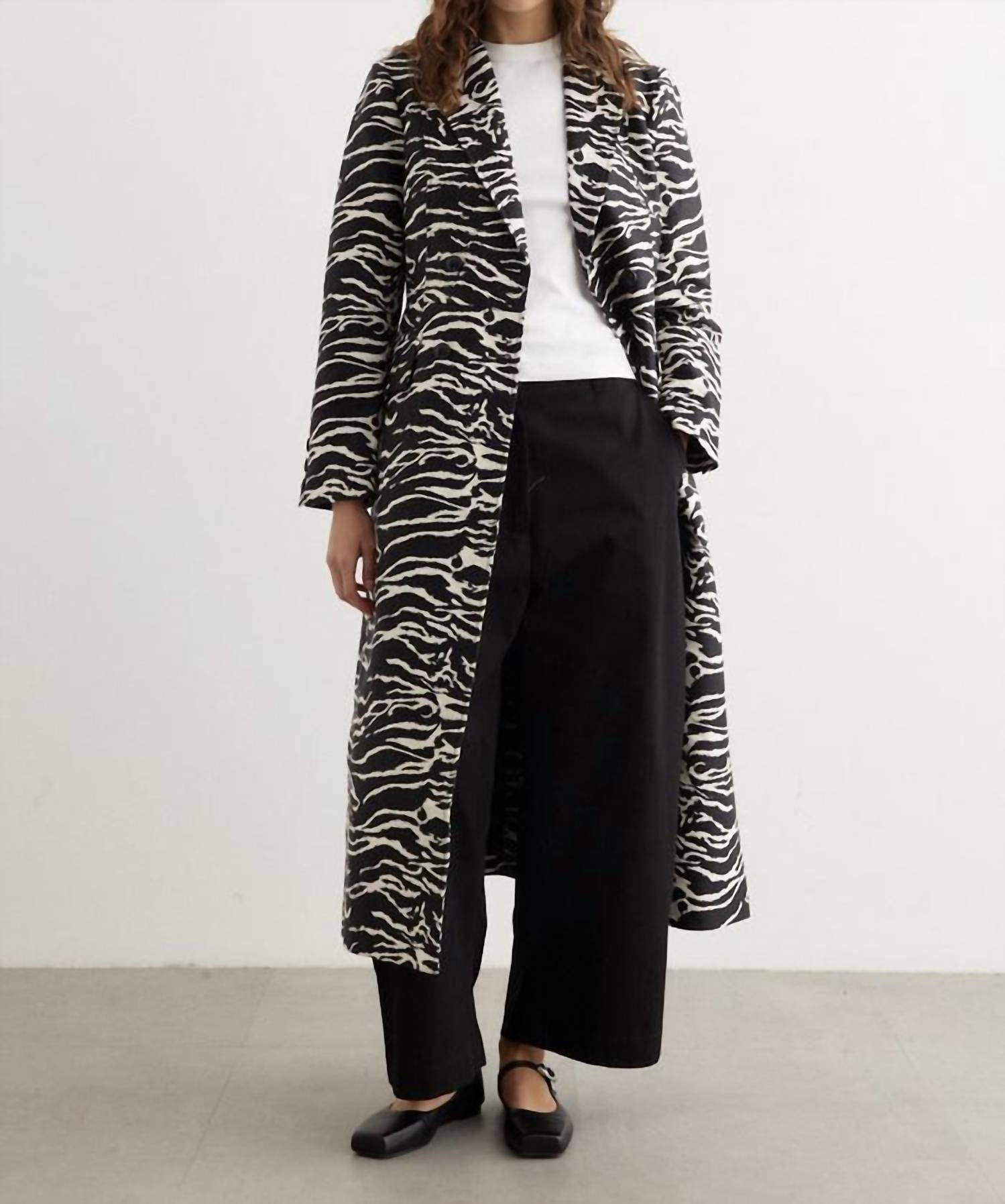Baum Und Pferdgarten - Diana Coat