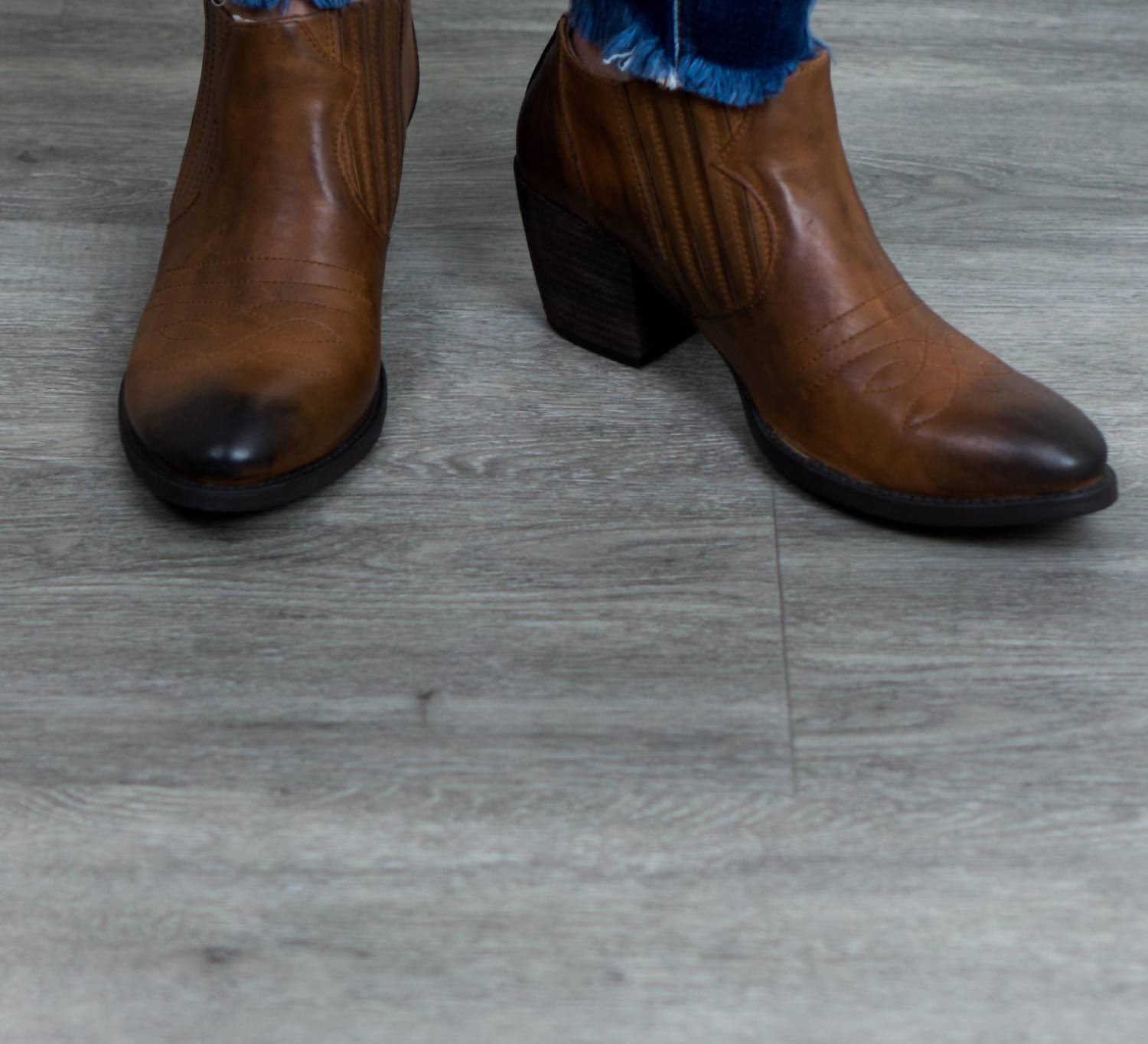 Roan - Women's Malina Western Leather Bootie