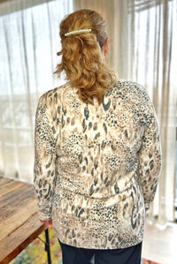 Brandtex - Women's Long Sleeve Animal Print Top
