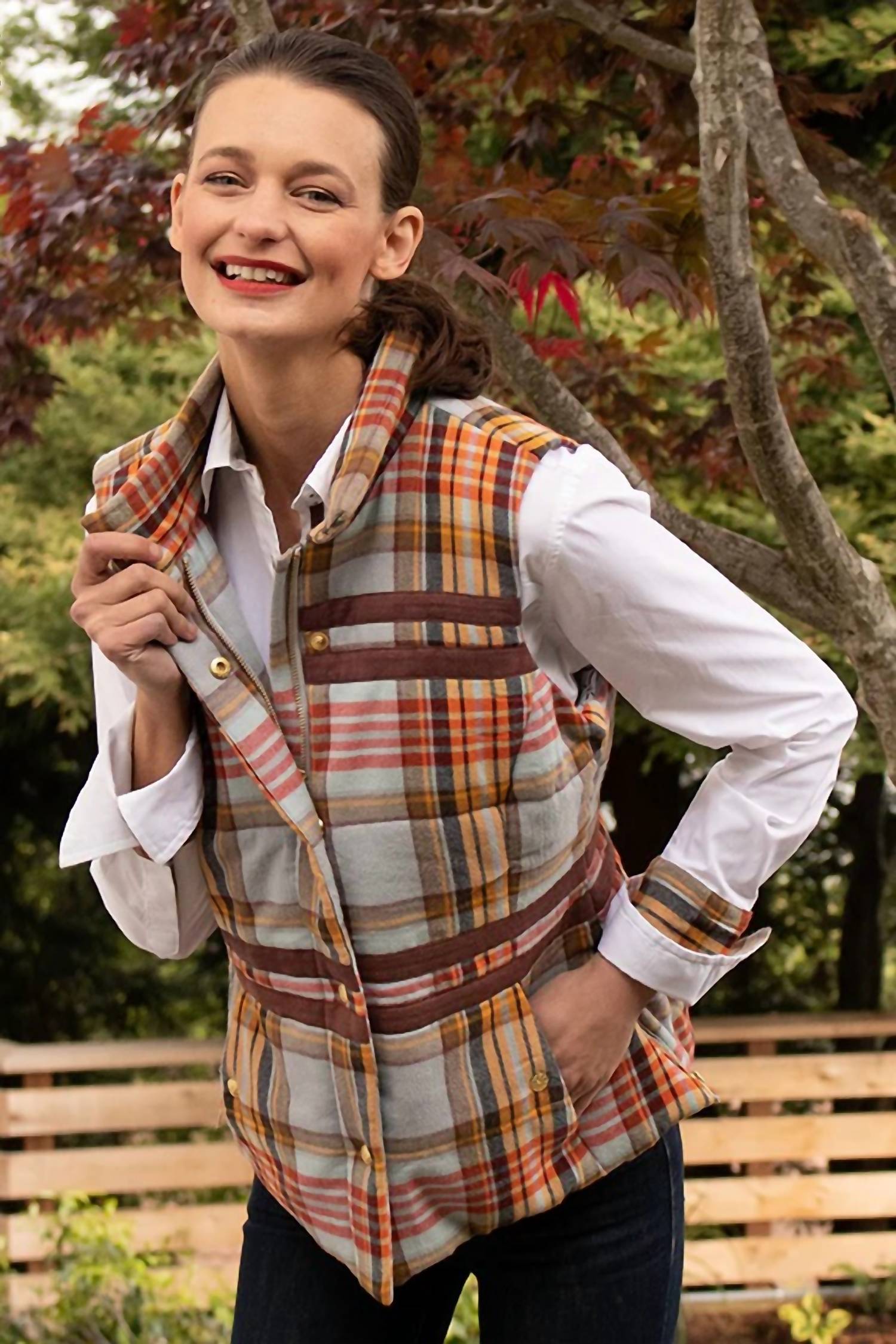 Dizzy-Lizzie - Rosey Plaid Vest