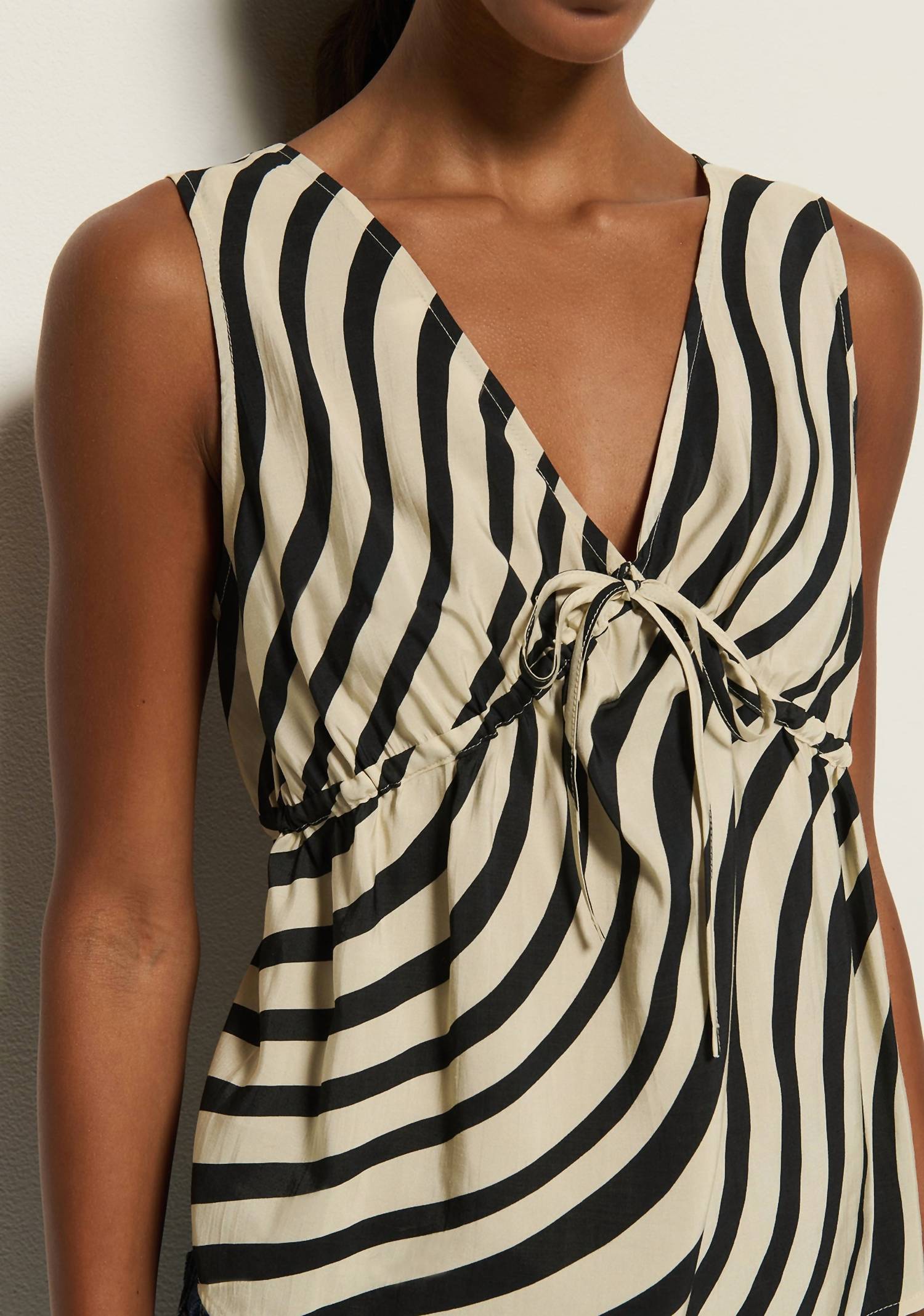 Nation Ltd - Bisbe Swirl Print Tank Top