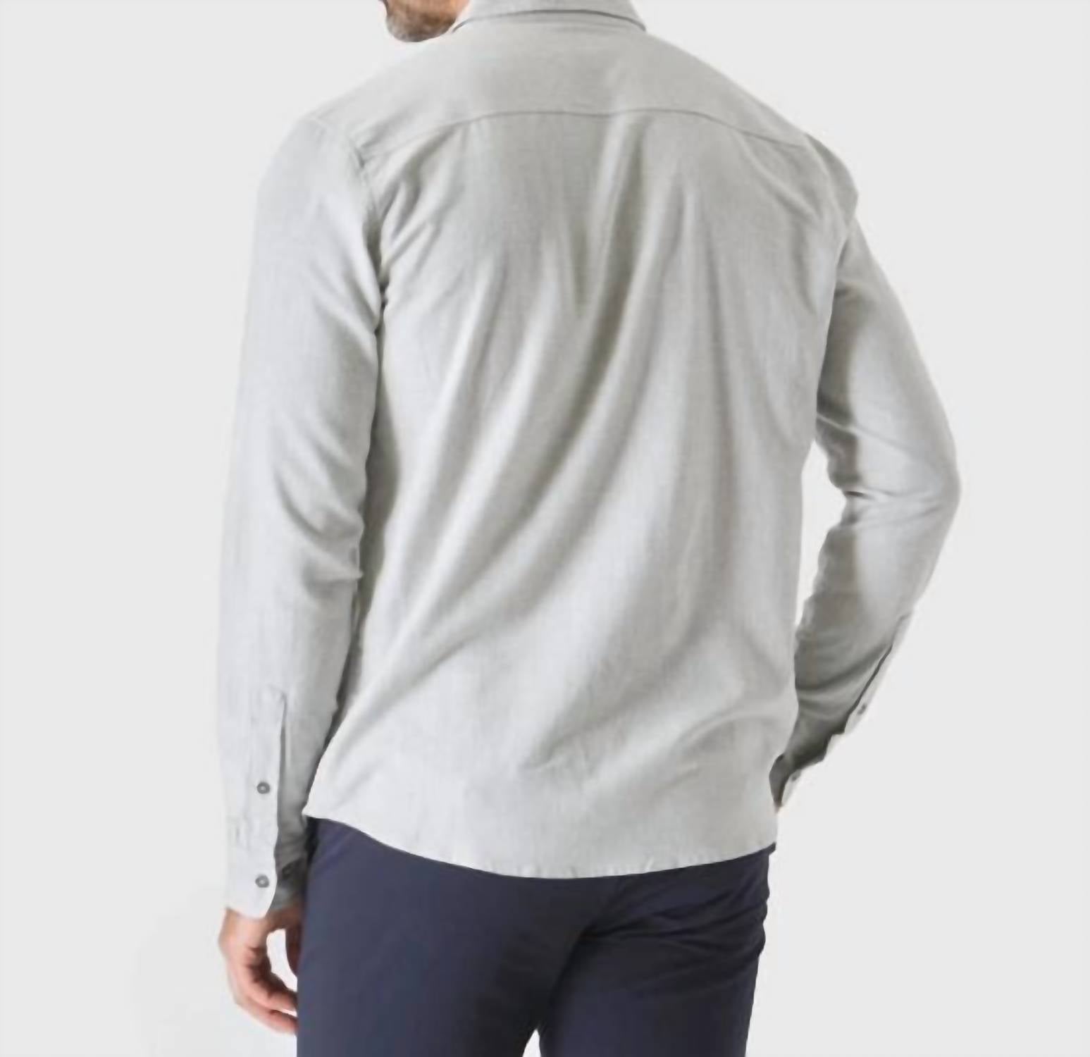 True Classic - Lightweight Button Up Shirt