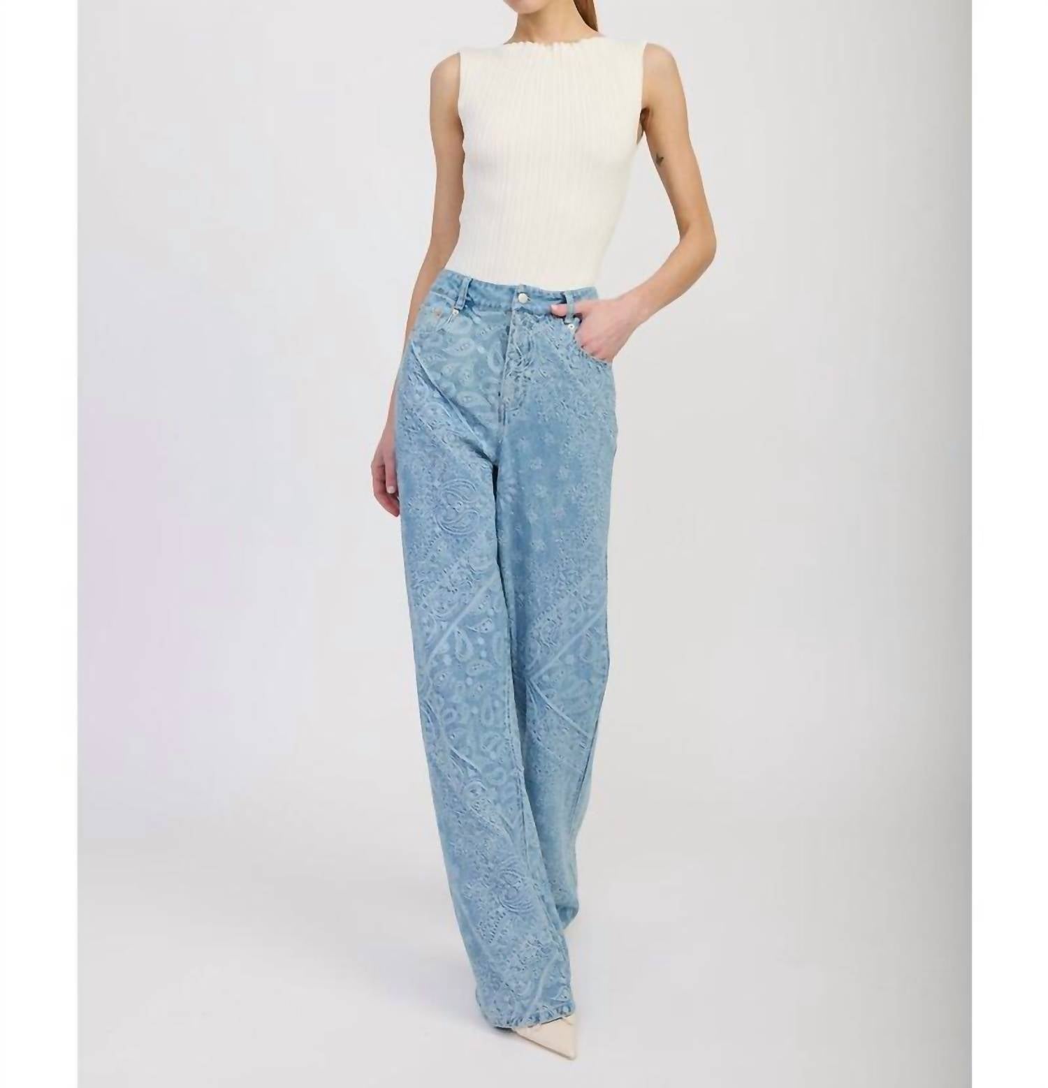 En Saison Tarak Straight Leg Jeans in blue - women's jeans
