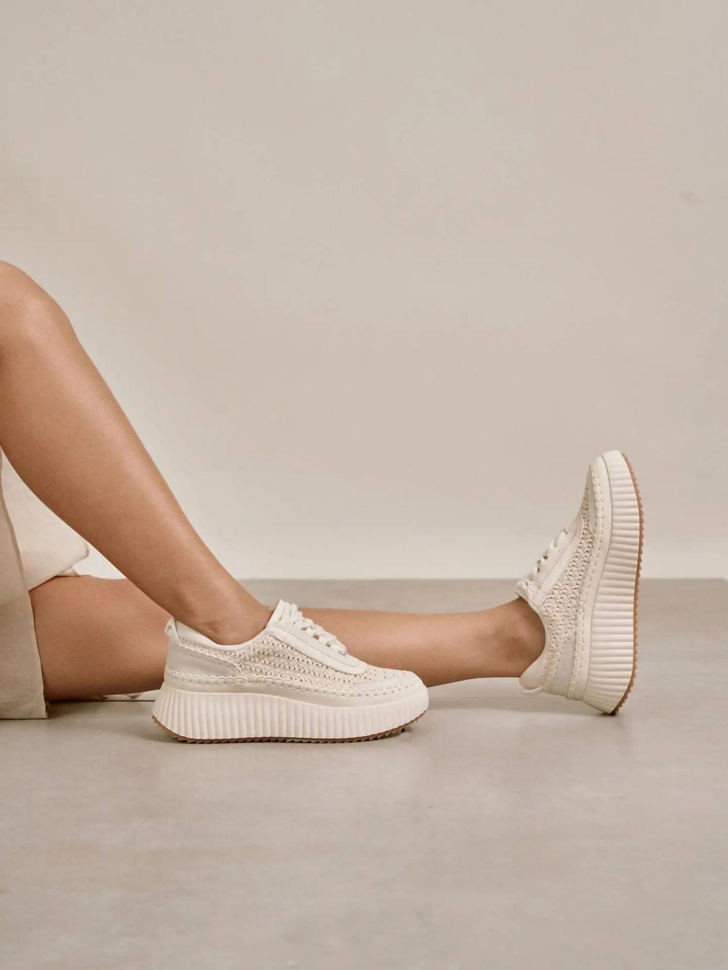 Miracle Miles - Women's Dolea Sneakers
