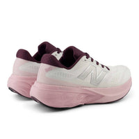 New Balance - Women's Fresh Foam X 880 V15 Sneaker