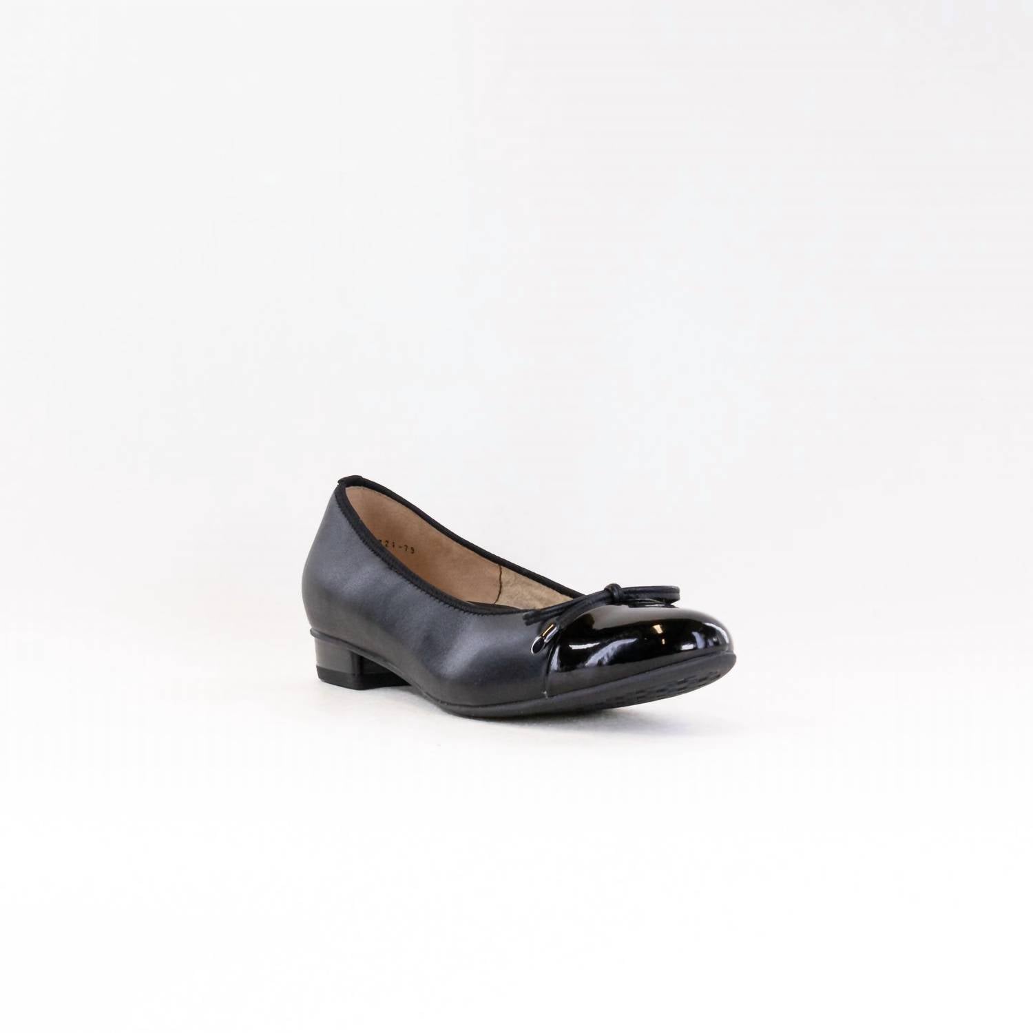 Ara - Women's Belinda Bow Ballet Flat