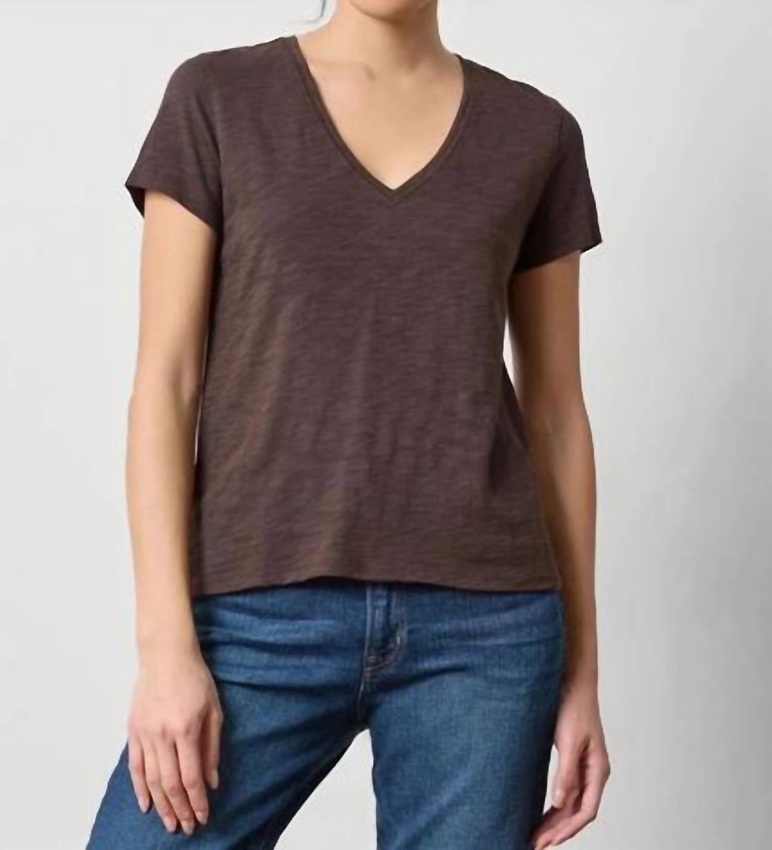 Lilla P - Short Sleeve Back Seam V-neck Tee