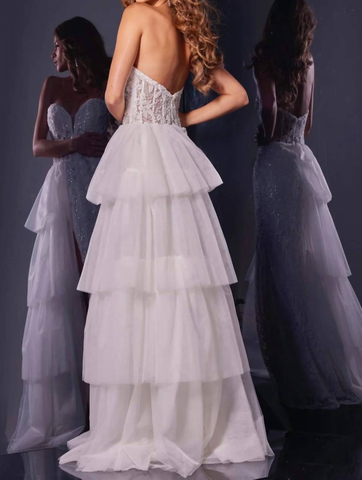 Jovani - Sweetheart Neckline Gown With Layered Tulle Skirt