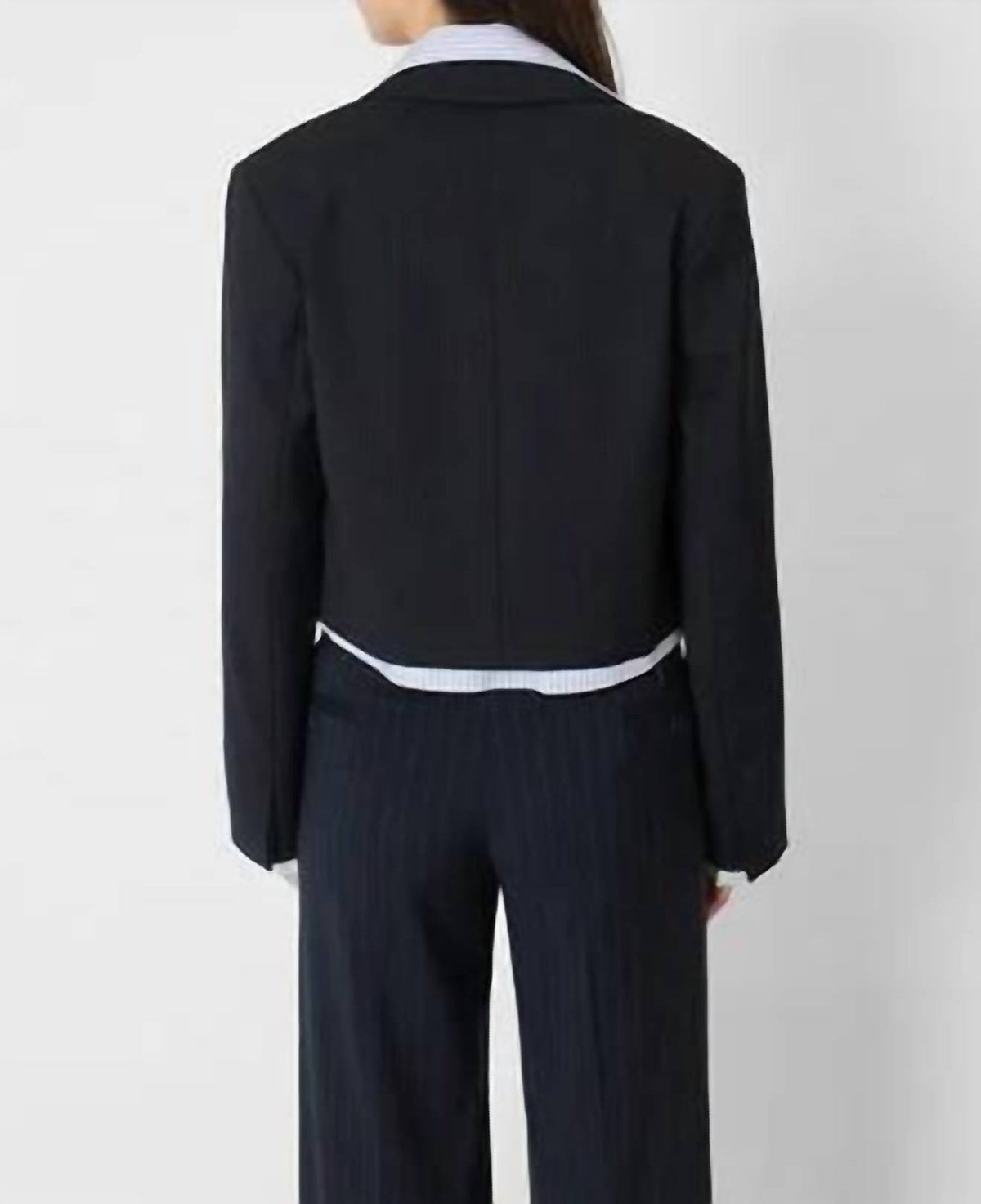 We-Ar4 - The Bar Blazer