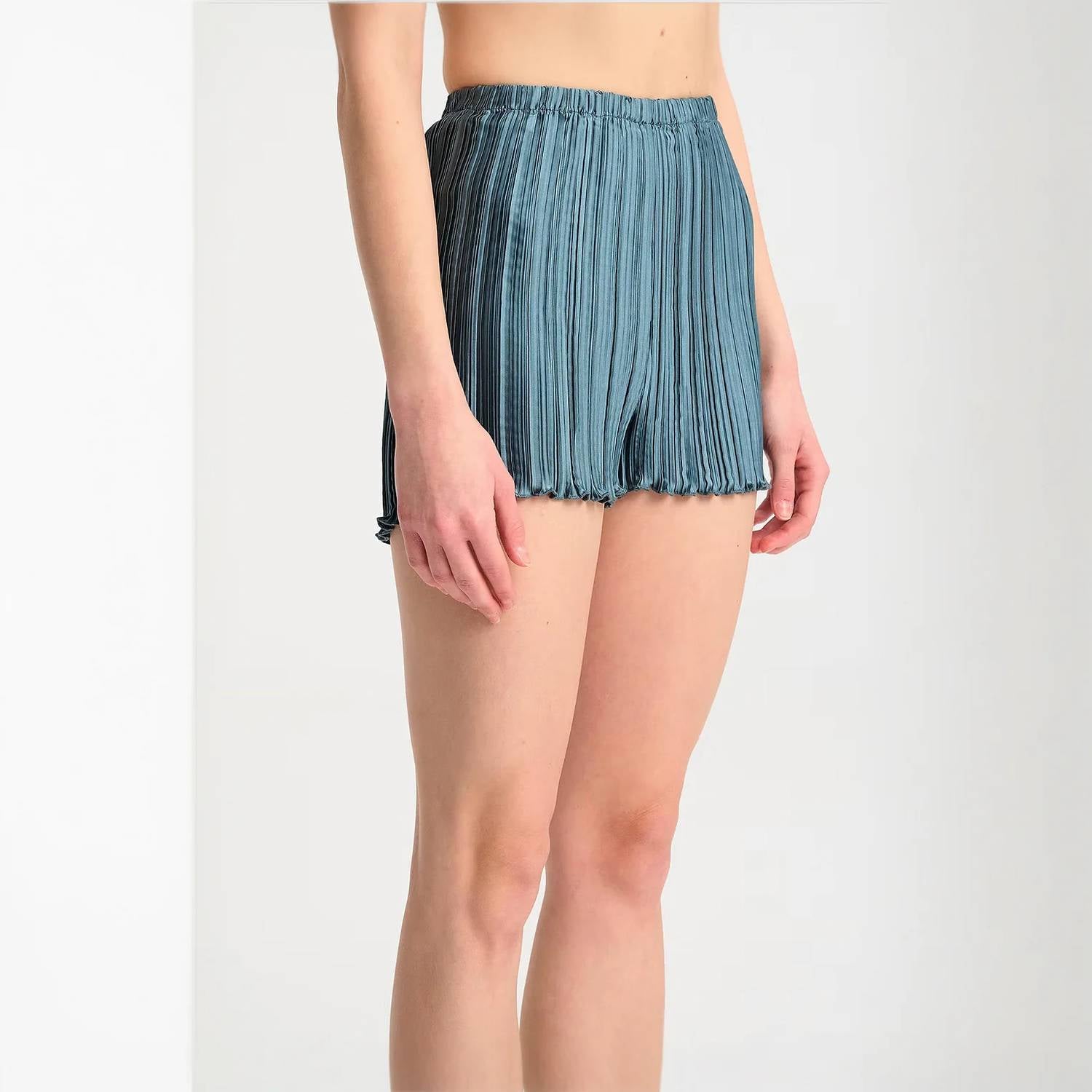 Daphne Valente - Zoe Shorts