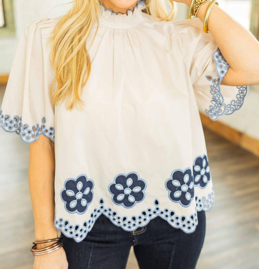 Entro - Women's Raegan Floral Embroidery Top