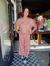 Ivy Jane - Daisy Cap Sleeve Top