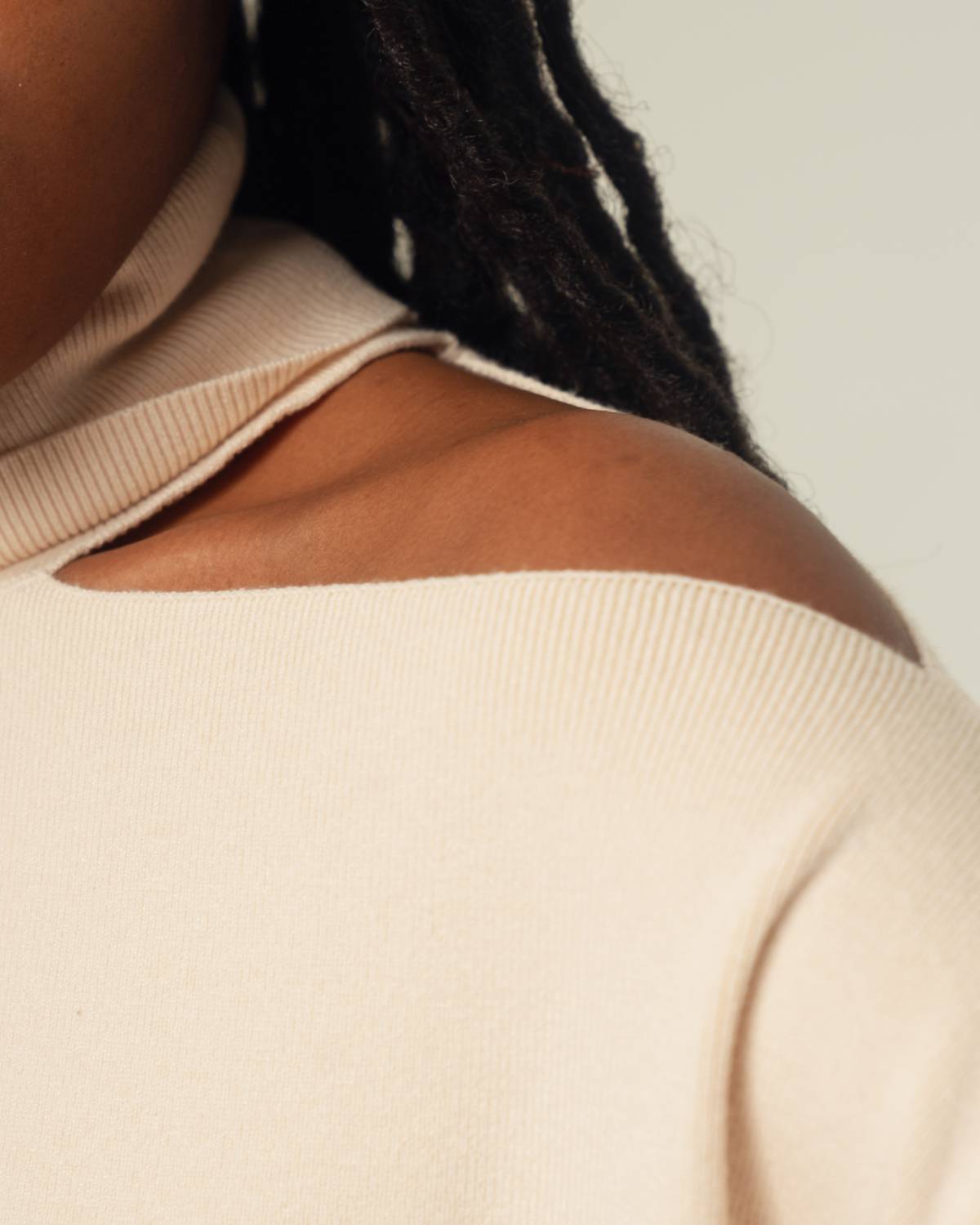 Lena - Open Shoulder Long Sleeve Sweater