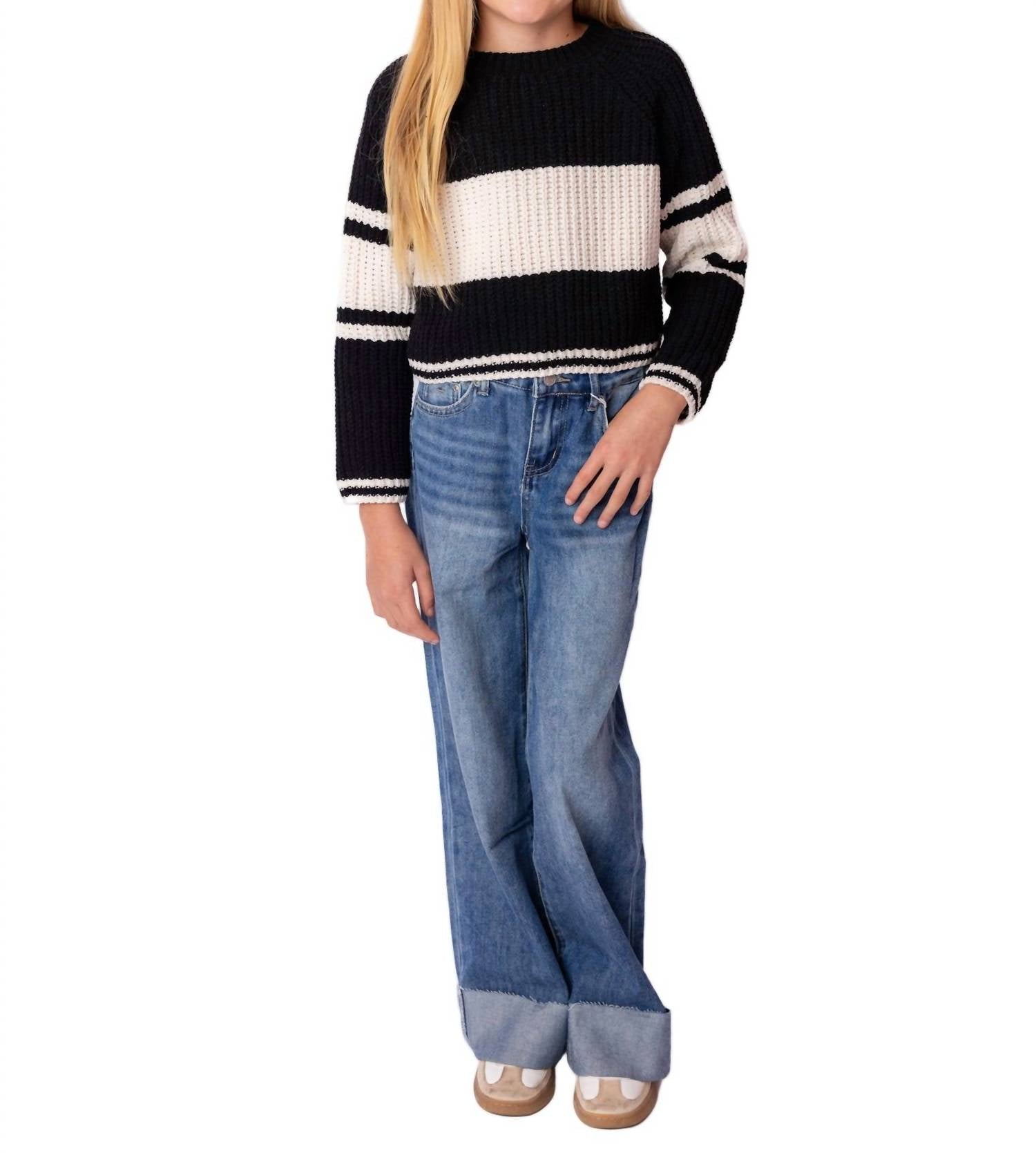 tractr Wide Leg With Cuff Jeans in blue - kids' jeans - detail view